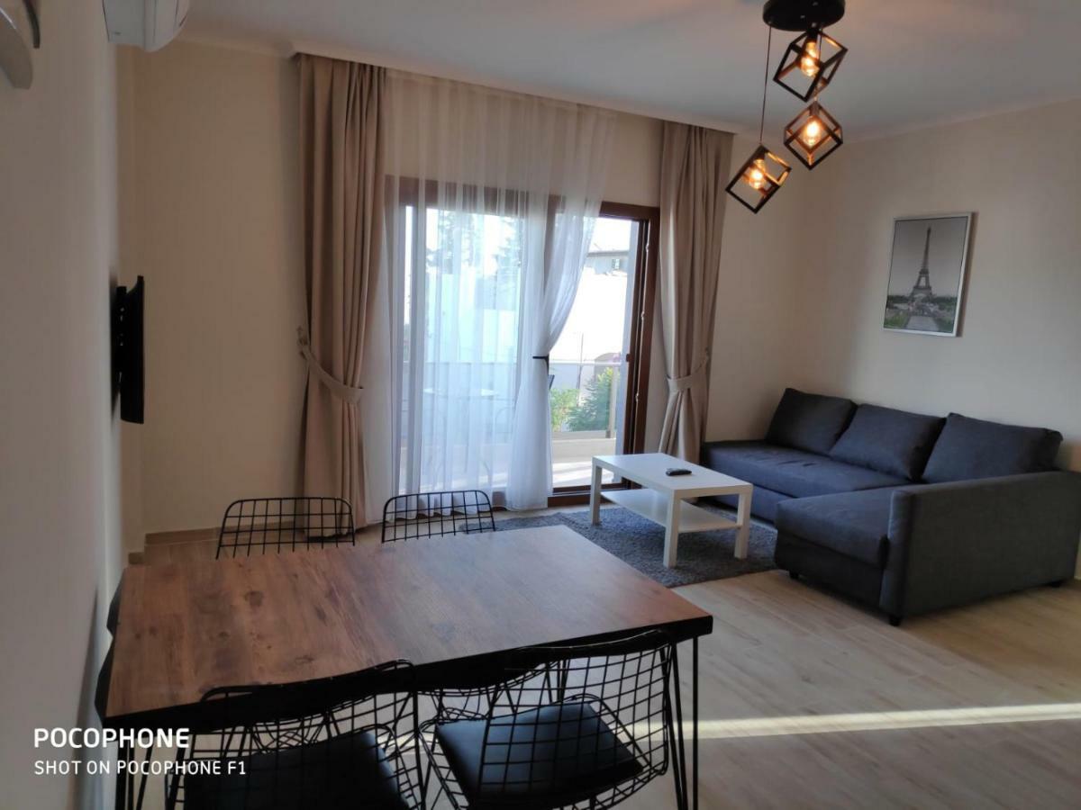 Maye Residence Гюмбет Екстериор снимка